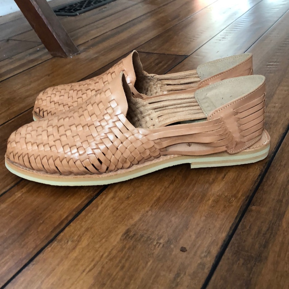 Chamula Mexican sandals slip-on, unworn